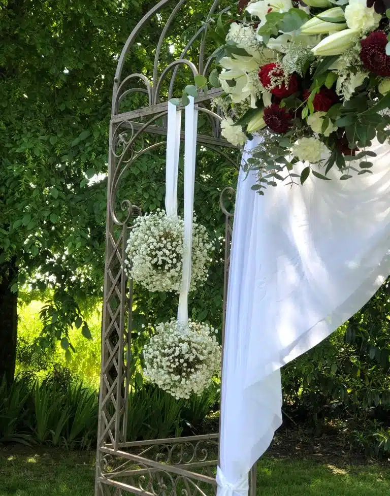 decoration-arche-mariage-wendy-naud-maitre-artisan-fleuriste