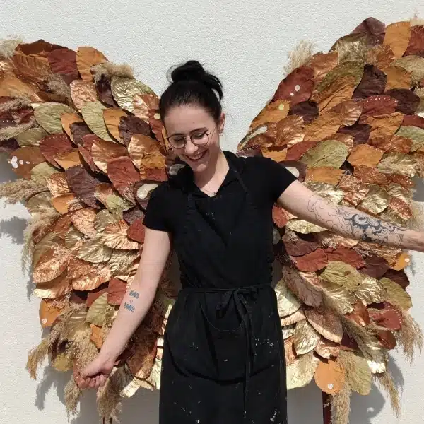 Lea-apprentie-fleuriste-chez-wendy-fleuriste